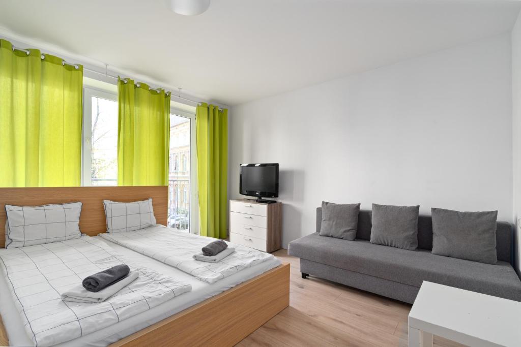 Image of Central Warsaw Apartment – Great Location- Warsaw Stays-Kredytowa