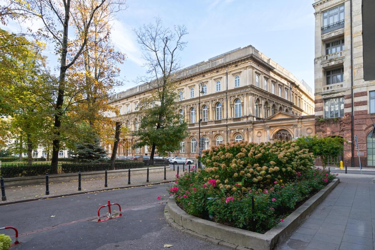 Image 5 of Central Warsaw Apartment – Great Location- Warsaw Stays-Kredytowa