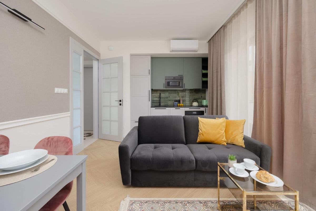 Image 6 of Charming One Bedroom Apartment with Air Conditioning in the Capital by Noclegi Renters