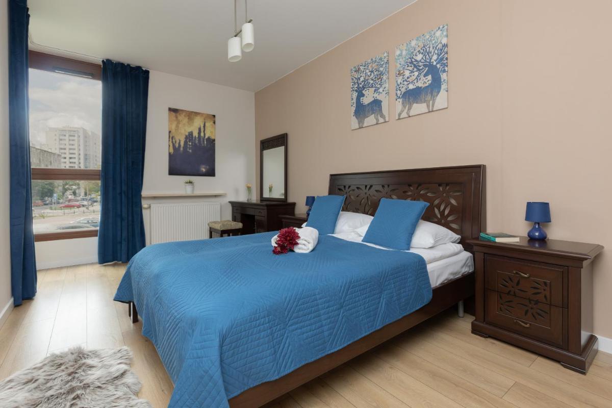 Image 2 of Chłodna Apartment European Square Warsaw by Noclegi Renters
