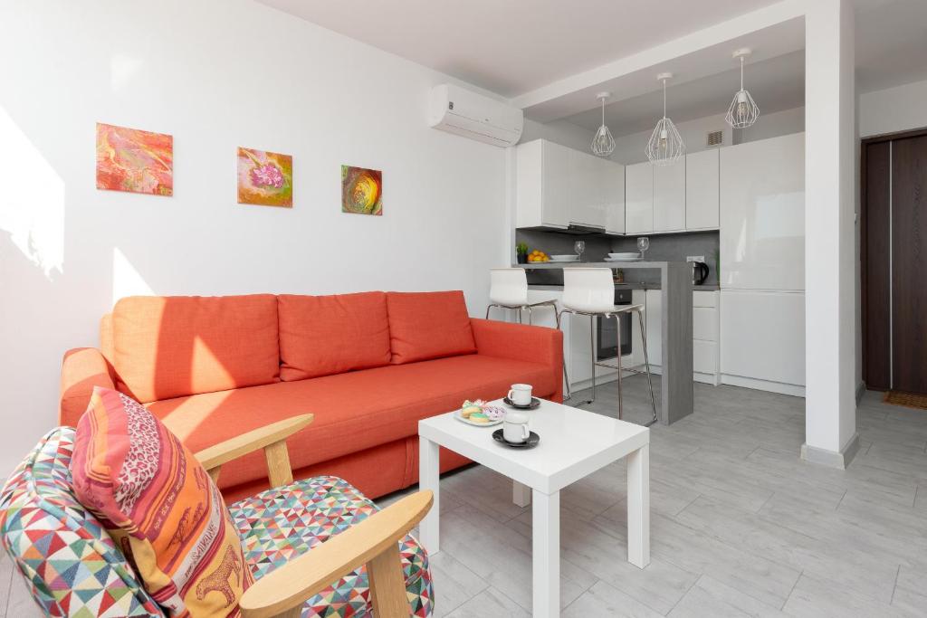 Image of Chłodna Apartments with a City View Wola by Noclegi Renters
