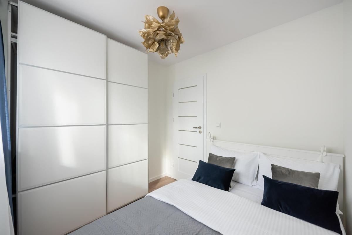 Image 6 of Chmielna Marble City Centre Apartment