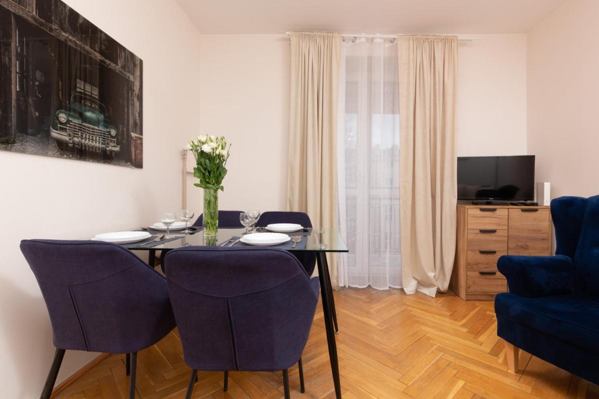 Image 3 of City Center Apartment Elektoralna by Noclegi Renters