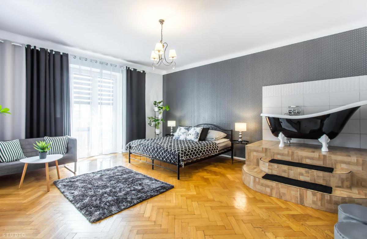 Image 5 of ClickTheFlat Apartment Chmielna 7