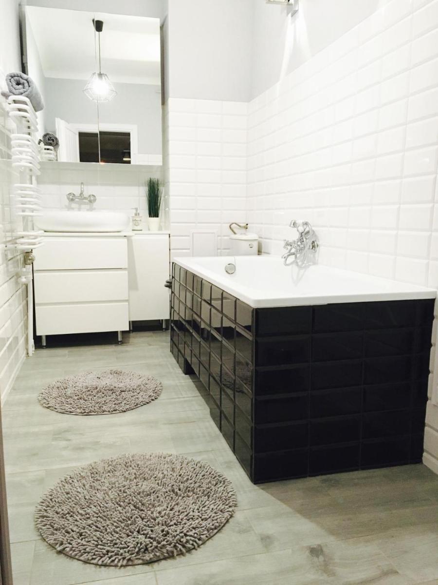 Image 3 of ClickTheFlat Apartment Chmielna 7