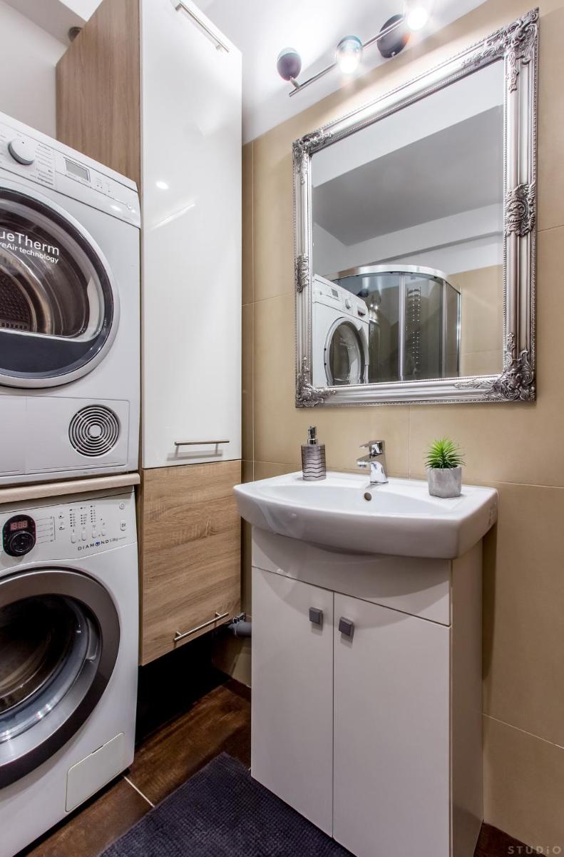 Image 4 of ClickTheFlat Tamka Street Apart Rooms