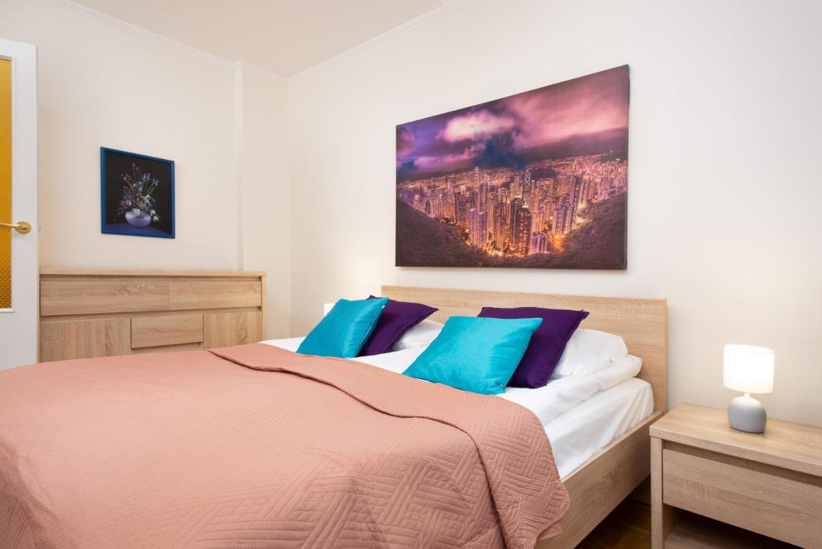Image 4 of Comfy & Spacious Apartment Warsaw by Noclegi Renters