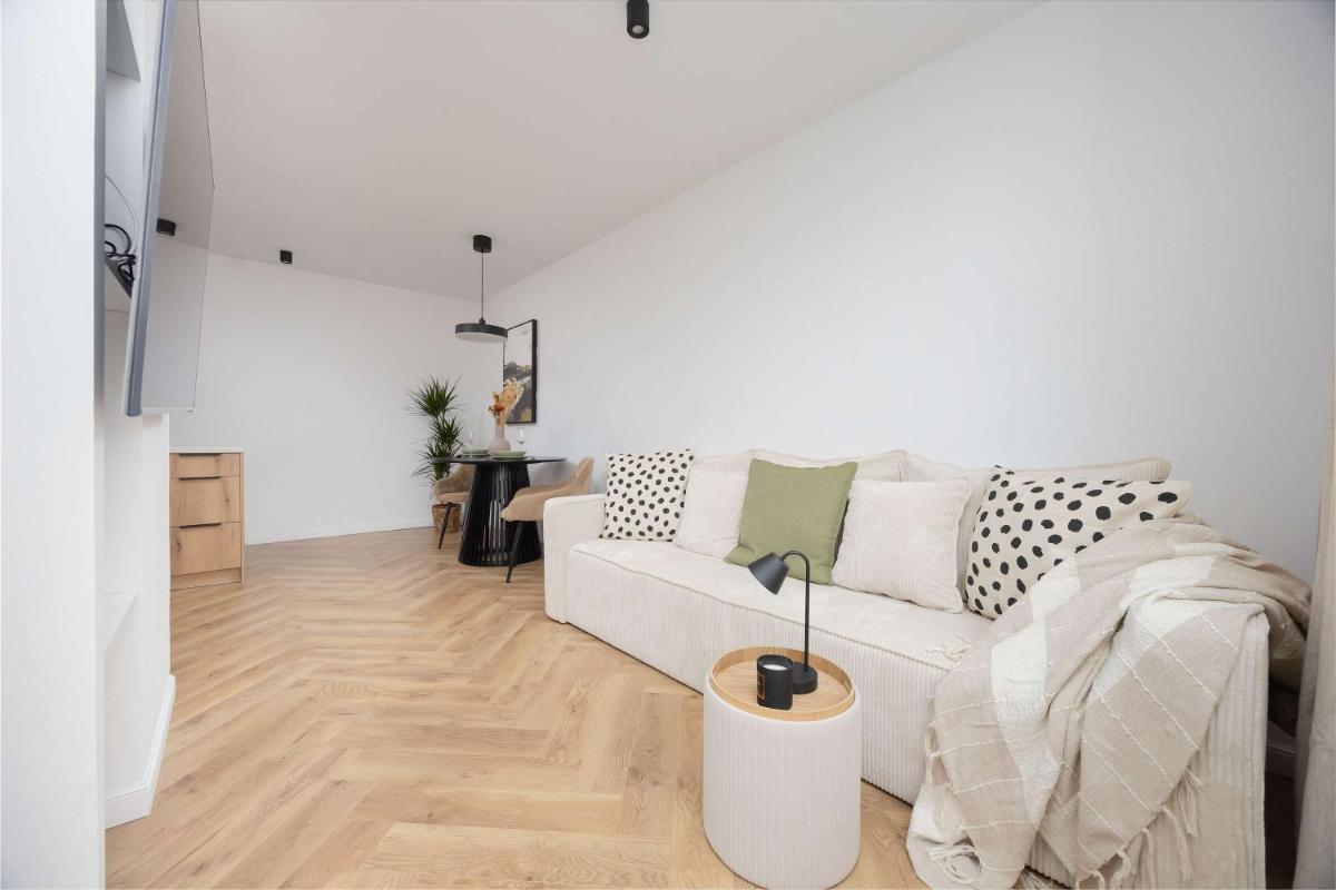 Image 2 of Cosy Apartment with Balcony near PGE by Noclegi Renters