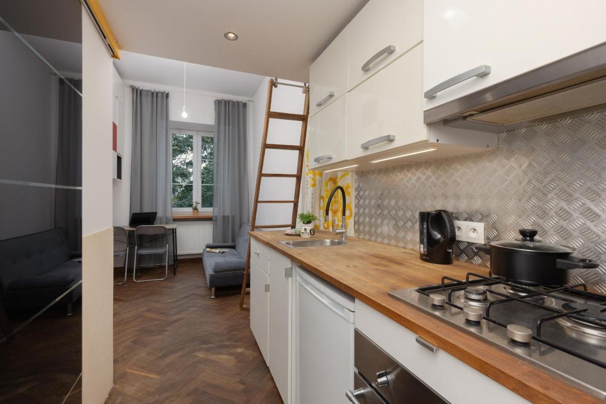 Image 4 of Cozy Studio for 3 Guests near Centrum Praskie Koneser by Noclegi Renters