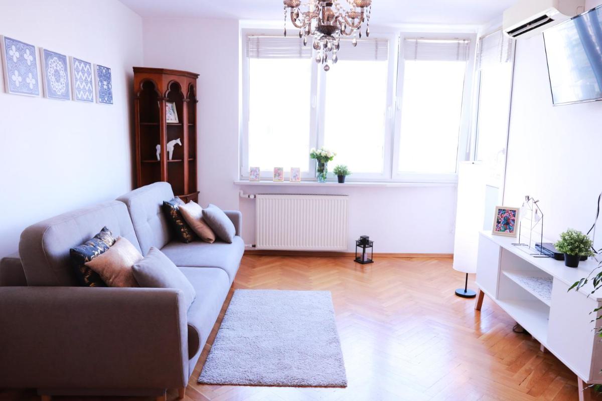 Image 2 of Cozy and great location by Cooee Apartments