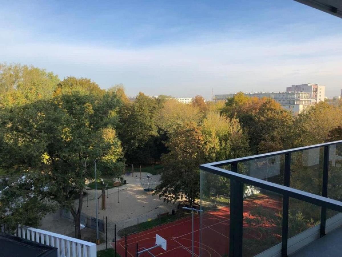 Image 4 of Elegant Apartment Żoliborz Arkadia by Renters Prestige