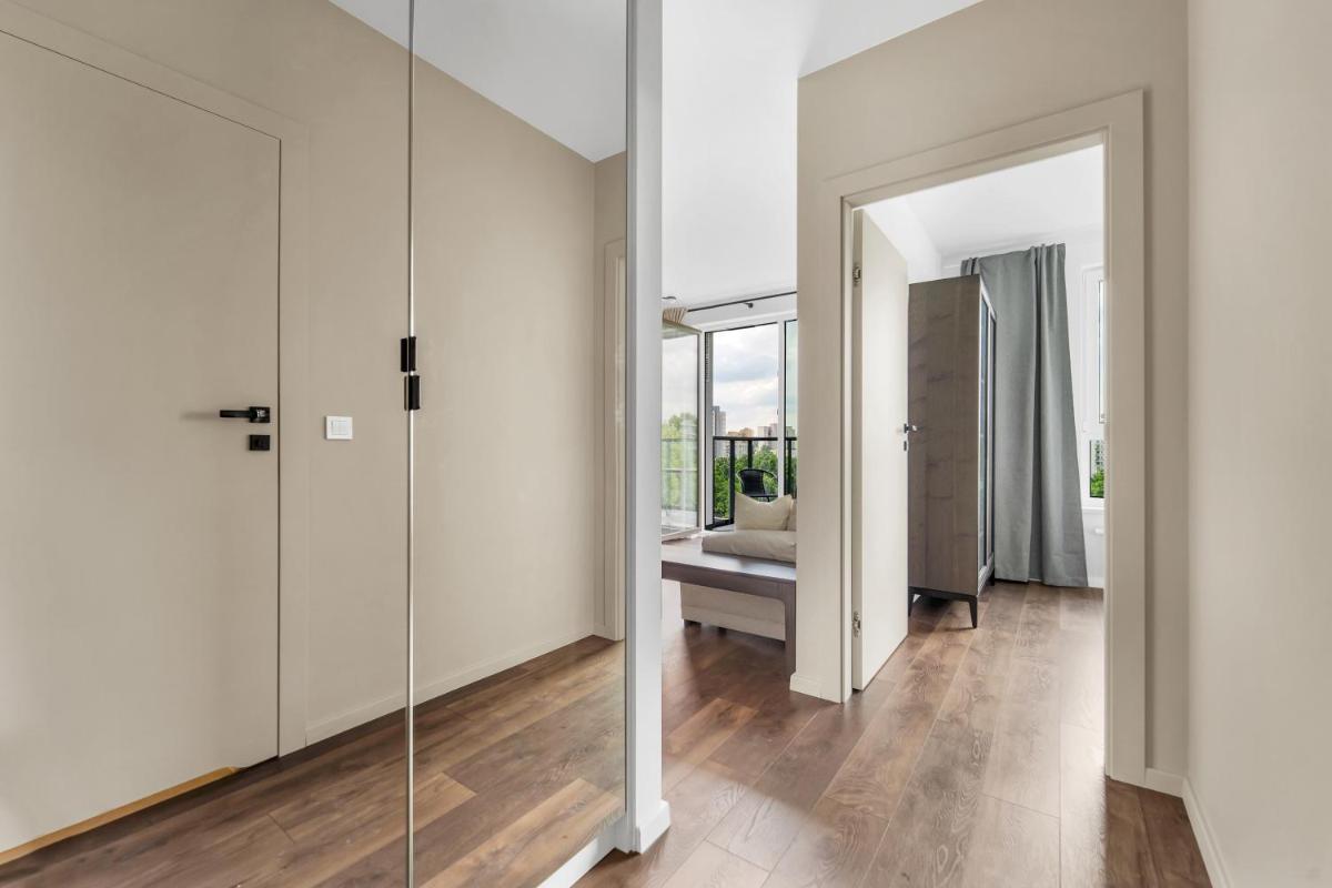 Image 5 of Galeria Północna Apt – 45m2, Parking, Balcony – by Rentujemy