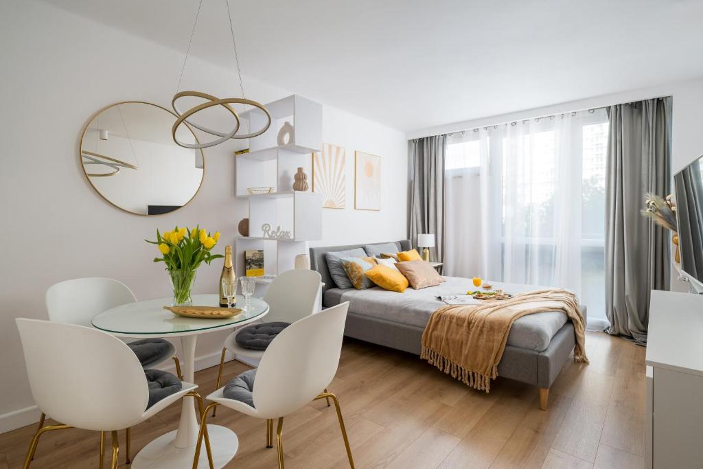 Image of Gold Premium Central Suite 950 m to Central Station parking