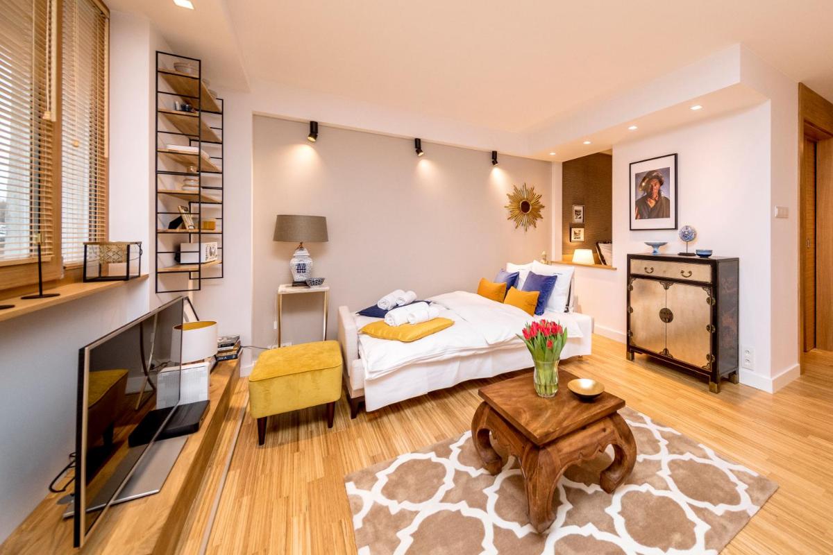 Image 4 of Golden Apartment with Air Condition by Your Freedom