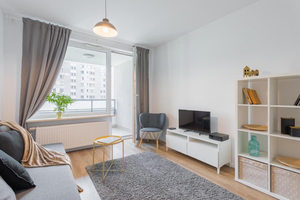 Image 4 of Golden Apartments Warsaw – Big and Bright Stylish Apartments – City Center – Pereca