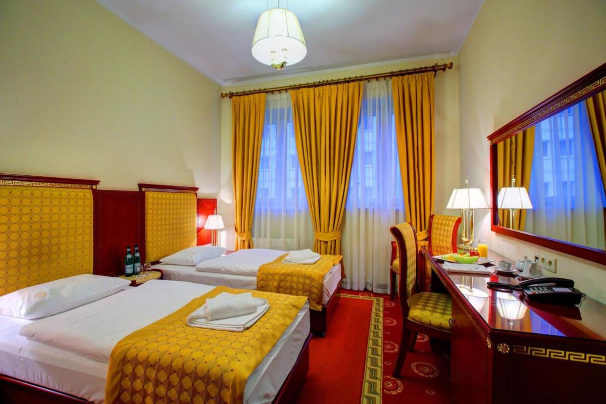 Image 1 of Hotel Holiday Park