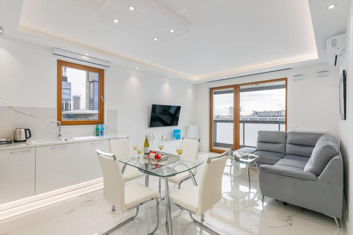 Image 1 of Karolkowa 28 – Prestigious Apartment with Balcony by Renters Prestige