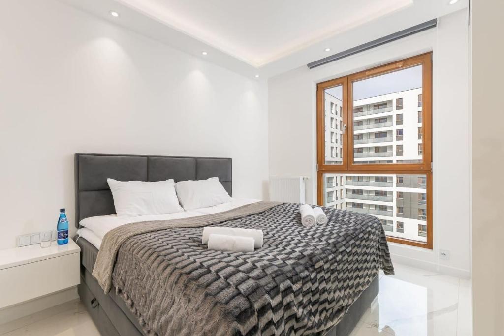 Image of Karolkowa 28 – Prestigious Apartment with Balcony by Renters Prestige