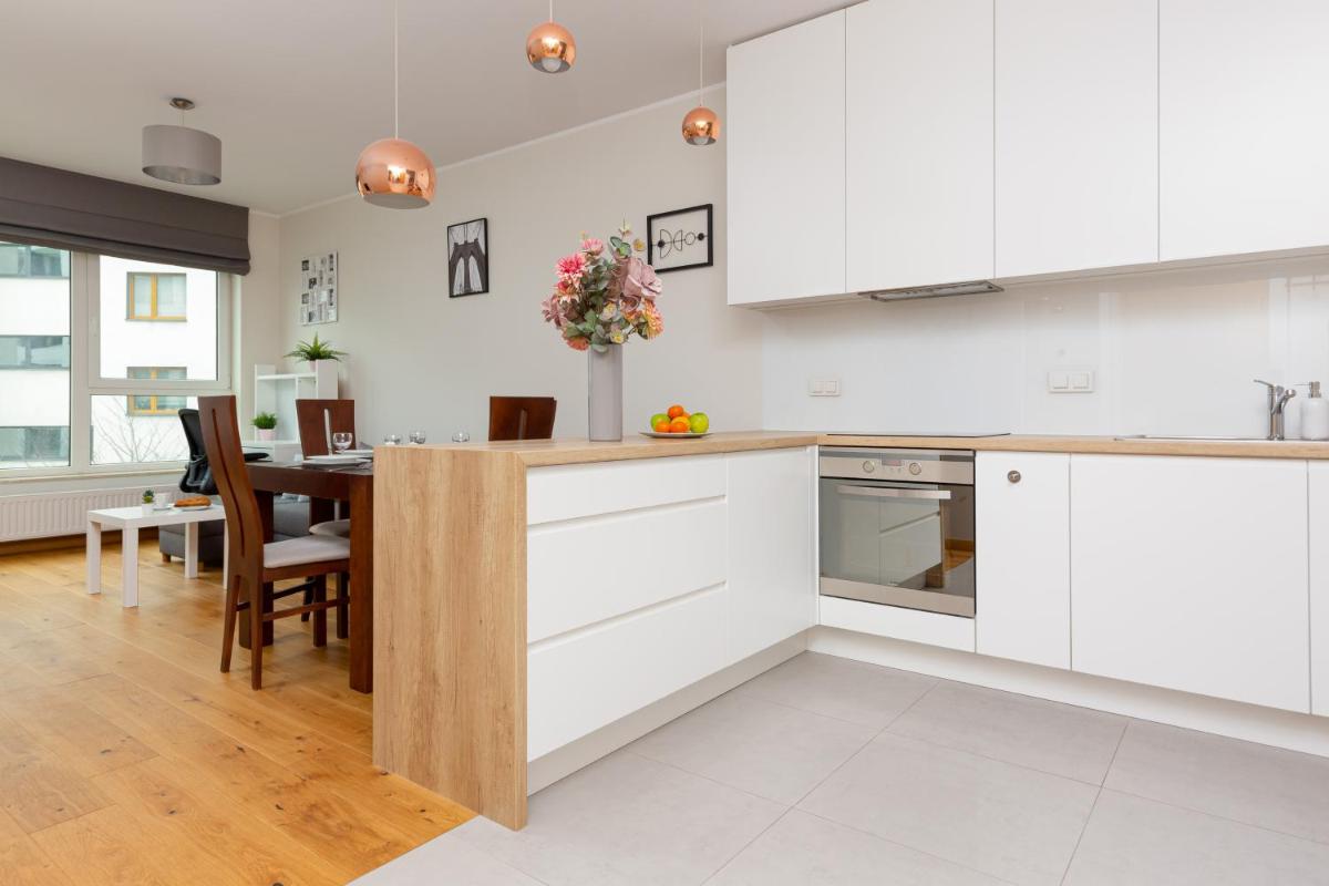 Image 3 of Kolorowy Gocław Apartment by Noclegi Renters