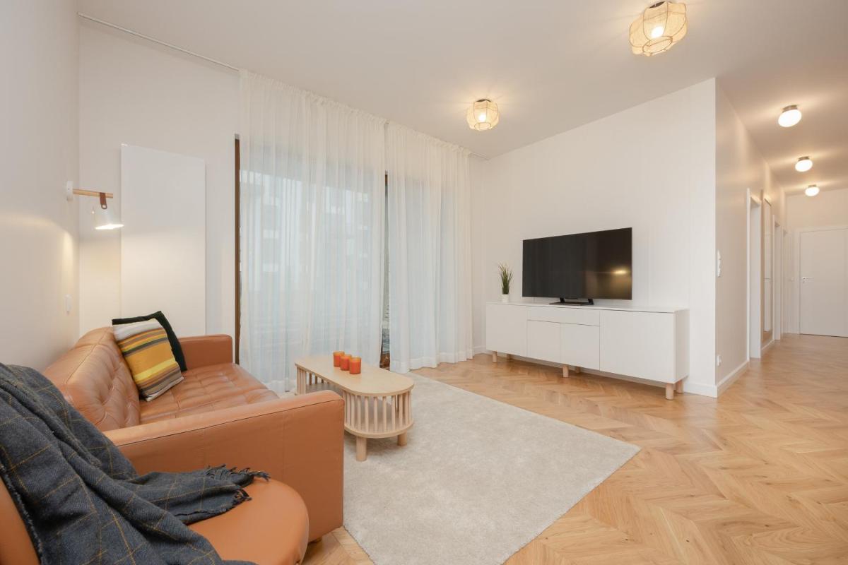 Image 4 of LUX Pastel Oasis Family Apartment with Parking & Gym by Renters Prestige