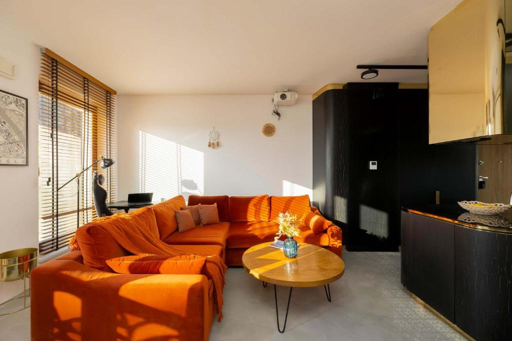 Image of LUX RiverView Air-Conditioned Studio with Parking by Noclegi Renters