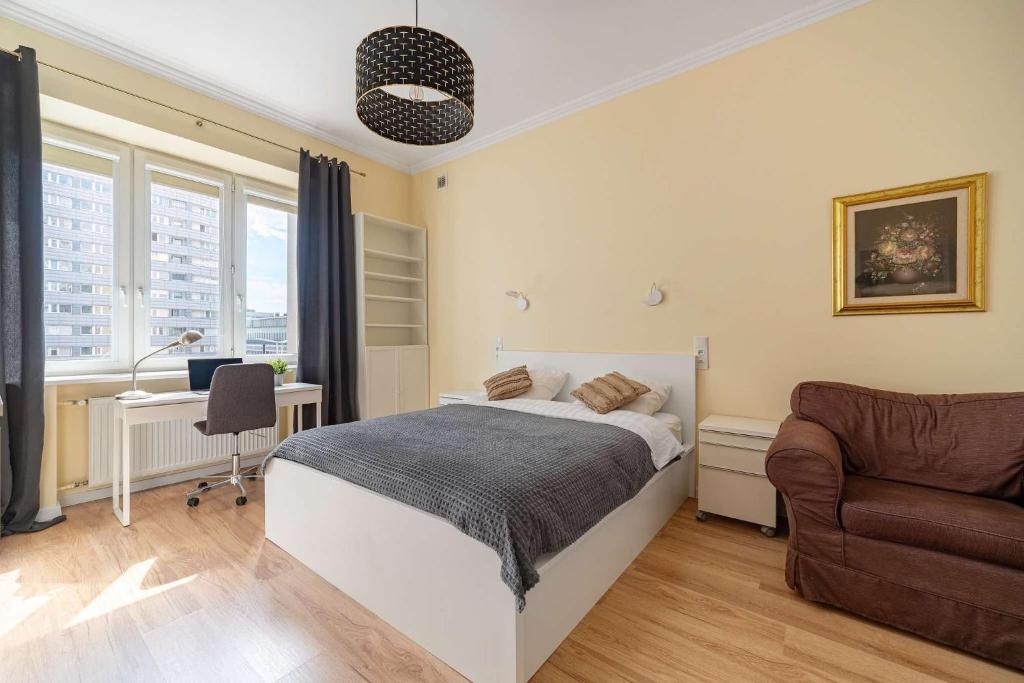 Image of Luxury Apartment on Zlota Street