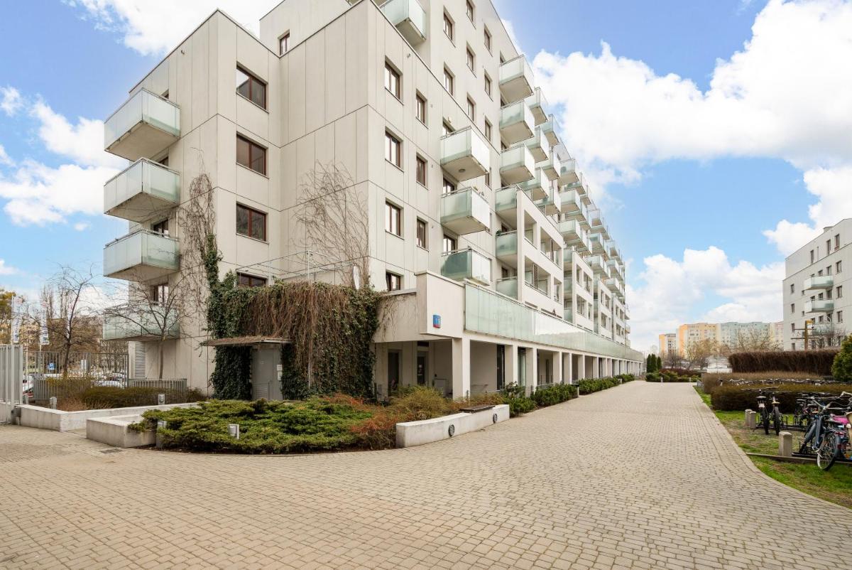 Image 5 of Metro Młociny Stylish Apartment