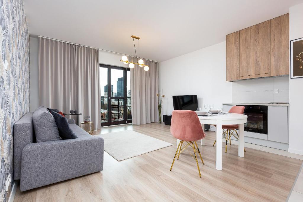 Image of Metro Płocka Exquisite Apartments by Noclegi Renters