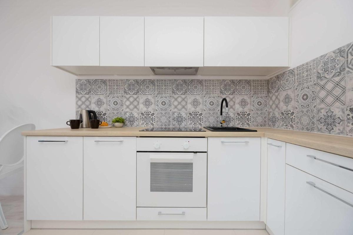 Image 4 of Modern Apartment Grzybowska near Hala Mirowska by Noclegi Renters