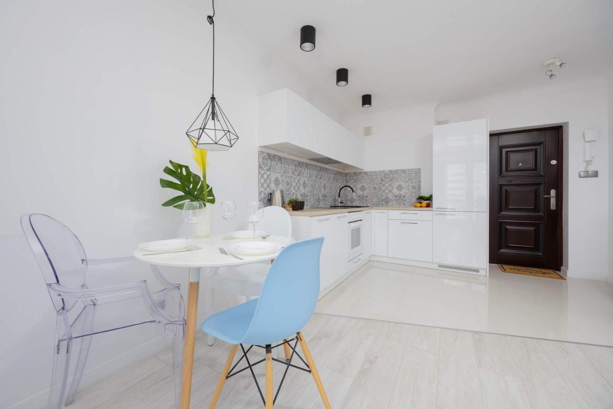 Image 3 of Modern Apartment Grzybowska near Hala Mirowska by Noclegi Renters