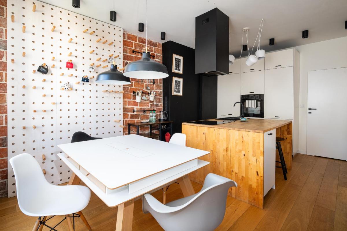 Image 3 of Ochota Siewierska Modern Apartment