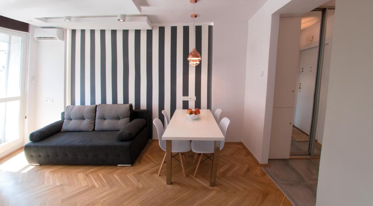 Image 2 of Old Town Grand Theatre Apartment