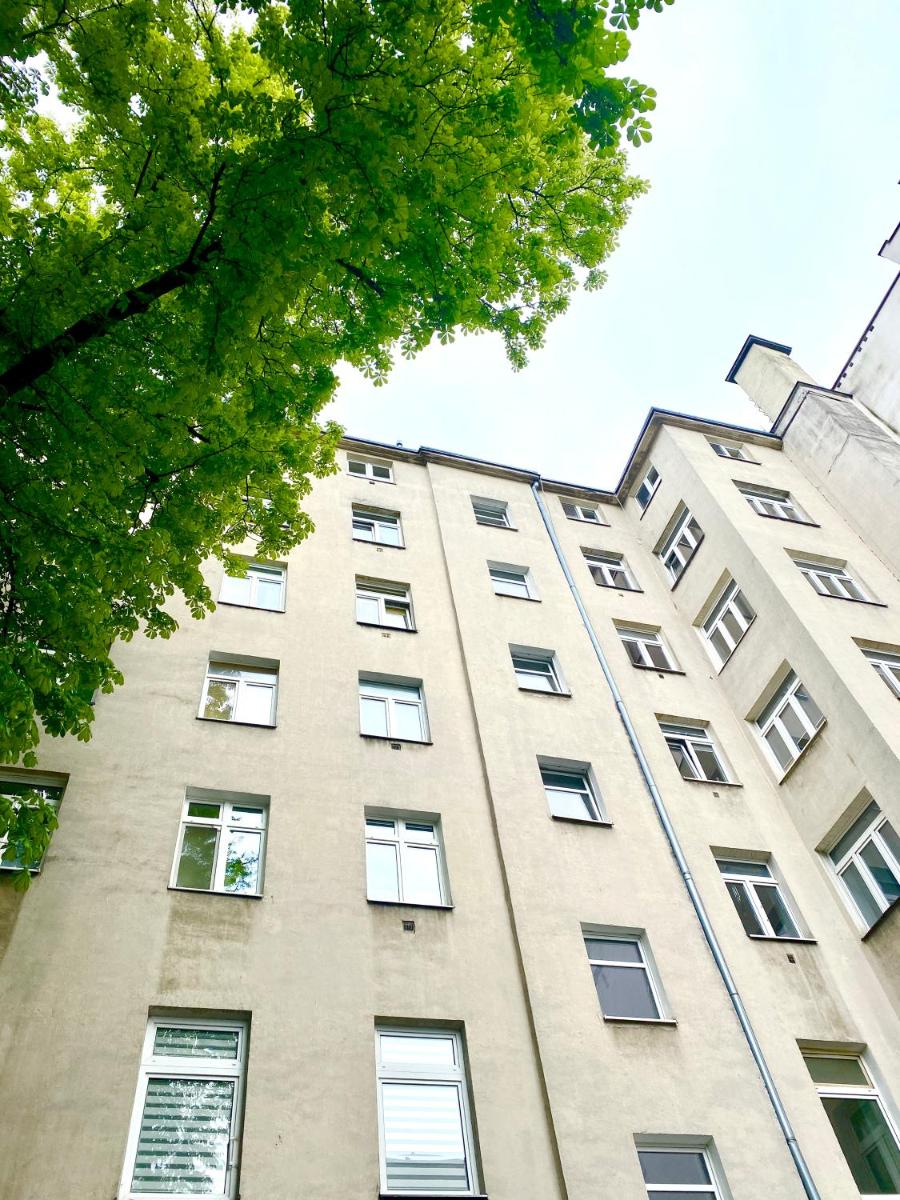 Image 6 of Olivia Apartments – Słoneczny apartament w centrum Warszawy, Plac Unii Lubelskiej, Łazienki Królewskie, Pole Mokotowskie