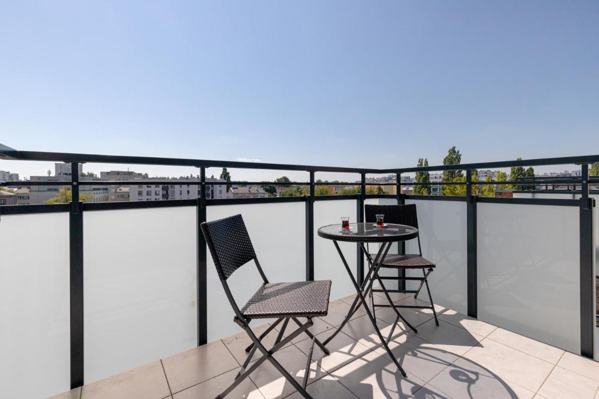 Image 4 of Owsiana 9 – Modern Designed Apartment with Balcony by Noclegi Renters