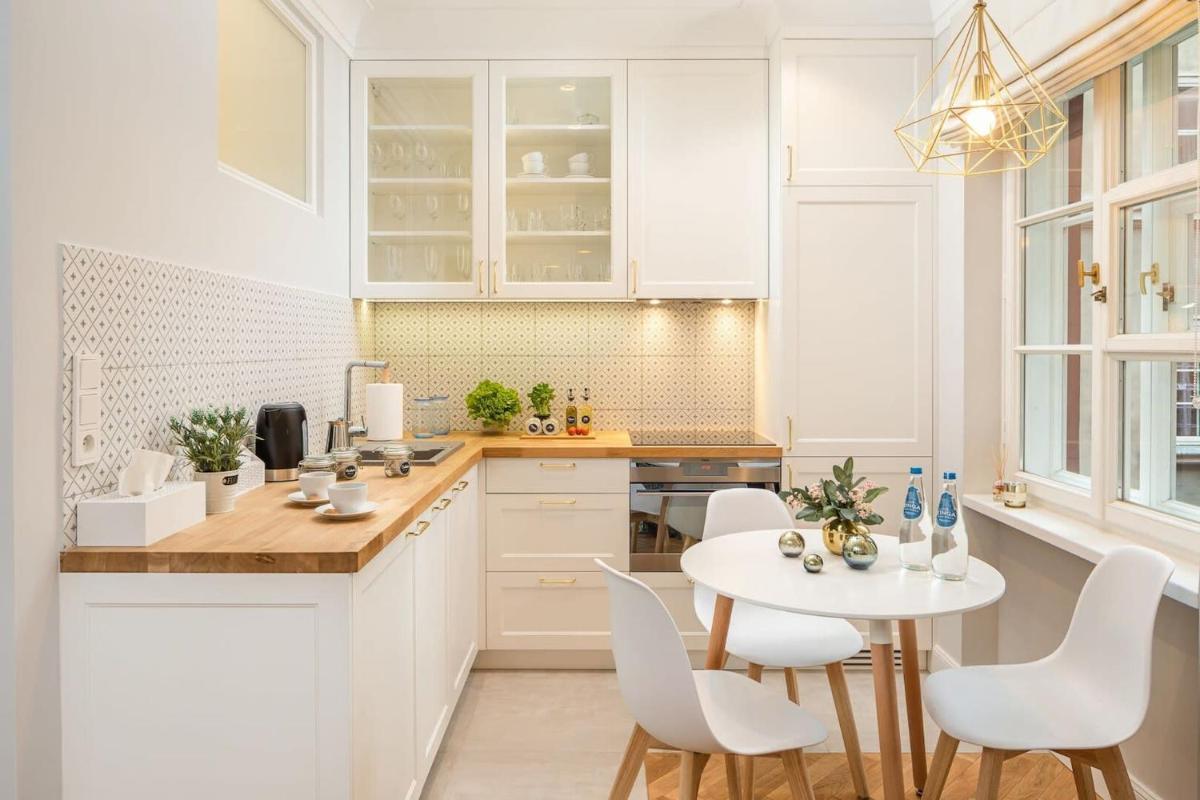 Image 1 of Plac Zamkowy – Apartment with City View by Noclegi Renters