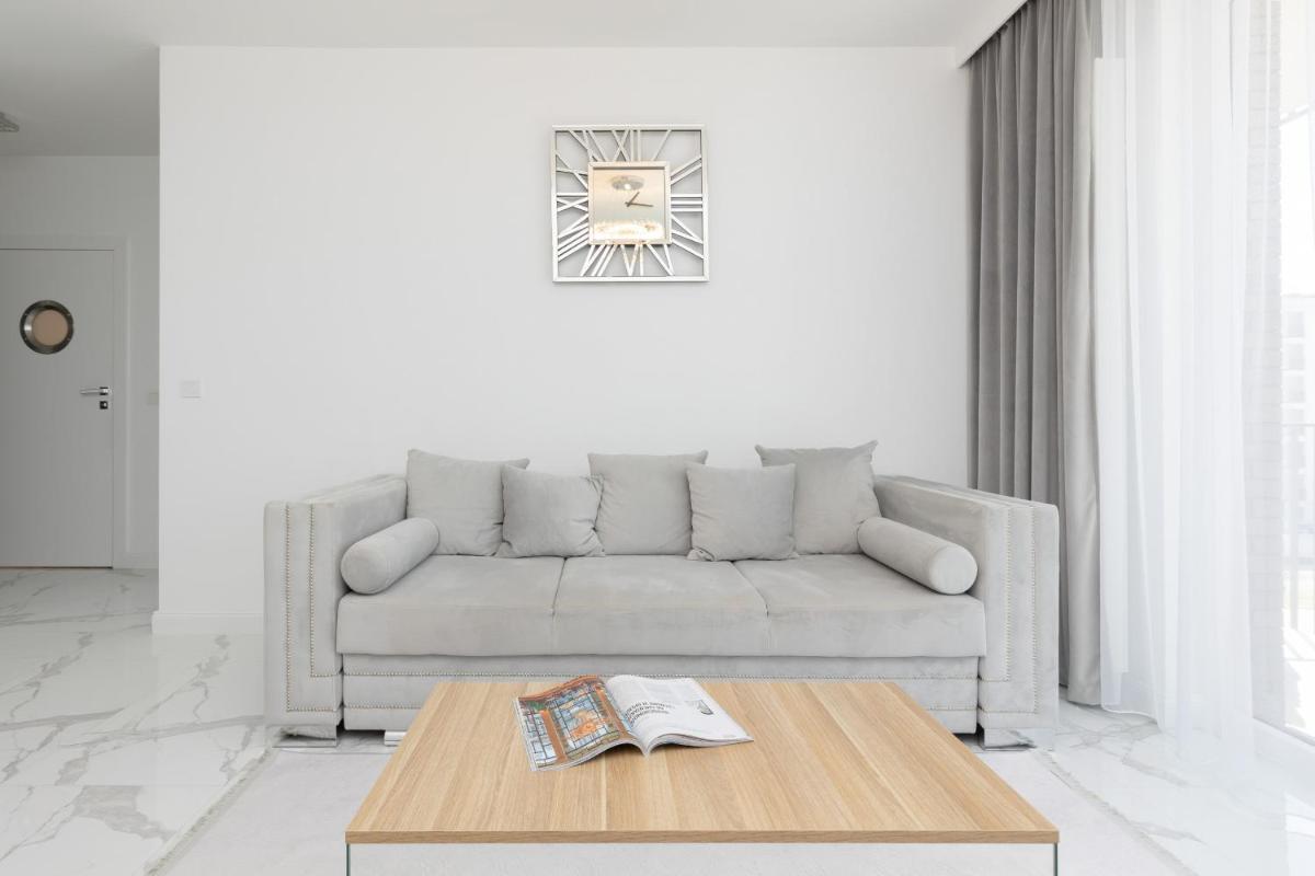 Image 6 of Praga Arte Apartments with Parking & Balcony by Noclegi Renters