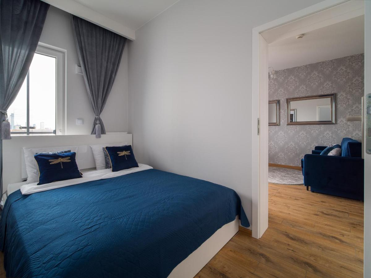 Image 6 of Prymasa Tysiąclecia 83A City Center Viev Sperate Bedroom By Perfect Apart 530
