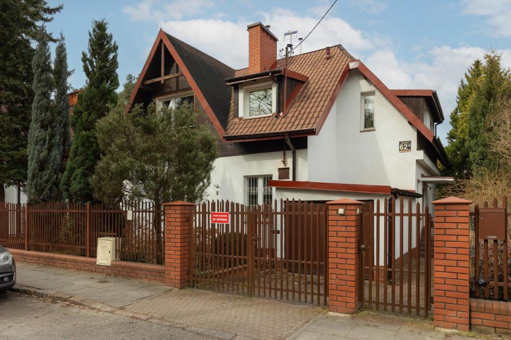 Image of Quiet Bemowo House with Garden by Noclegi Renters