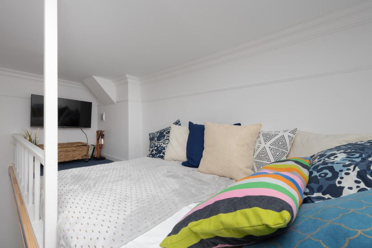 Image 1 of Spacious Apartment in the Warsaw City Center by Noclegi Renters