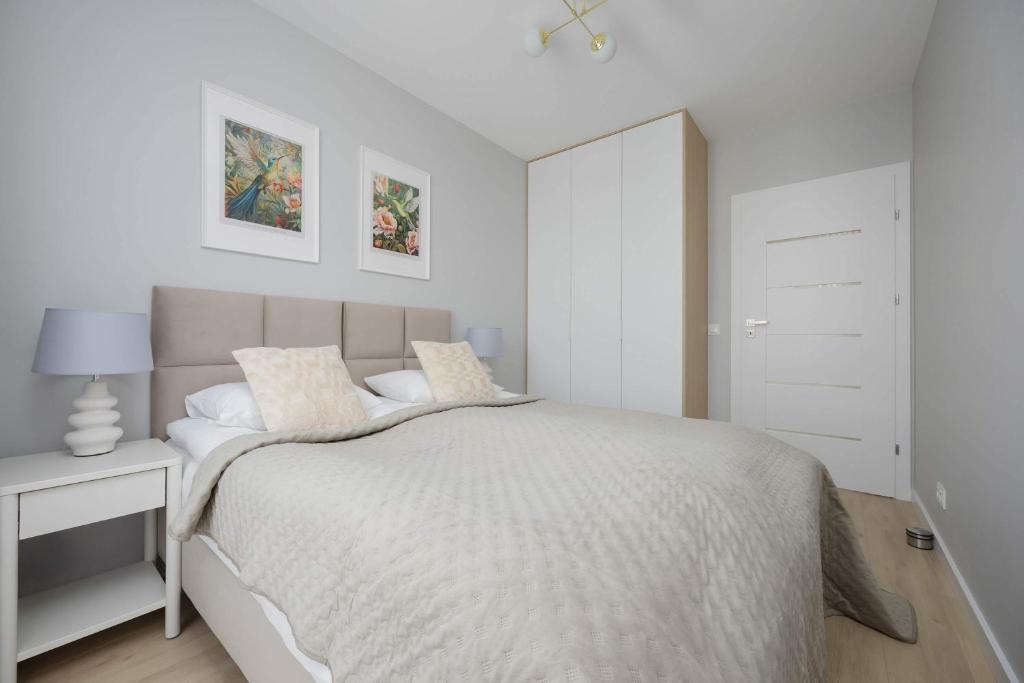 Image of Spacious Apartment with Parking on Grochów by Noclegi Renters