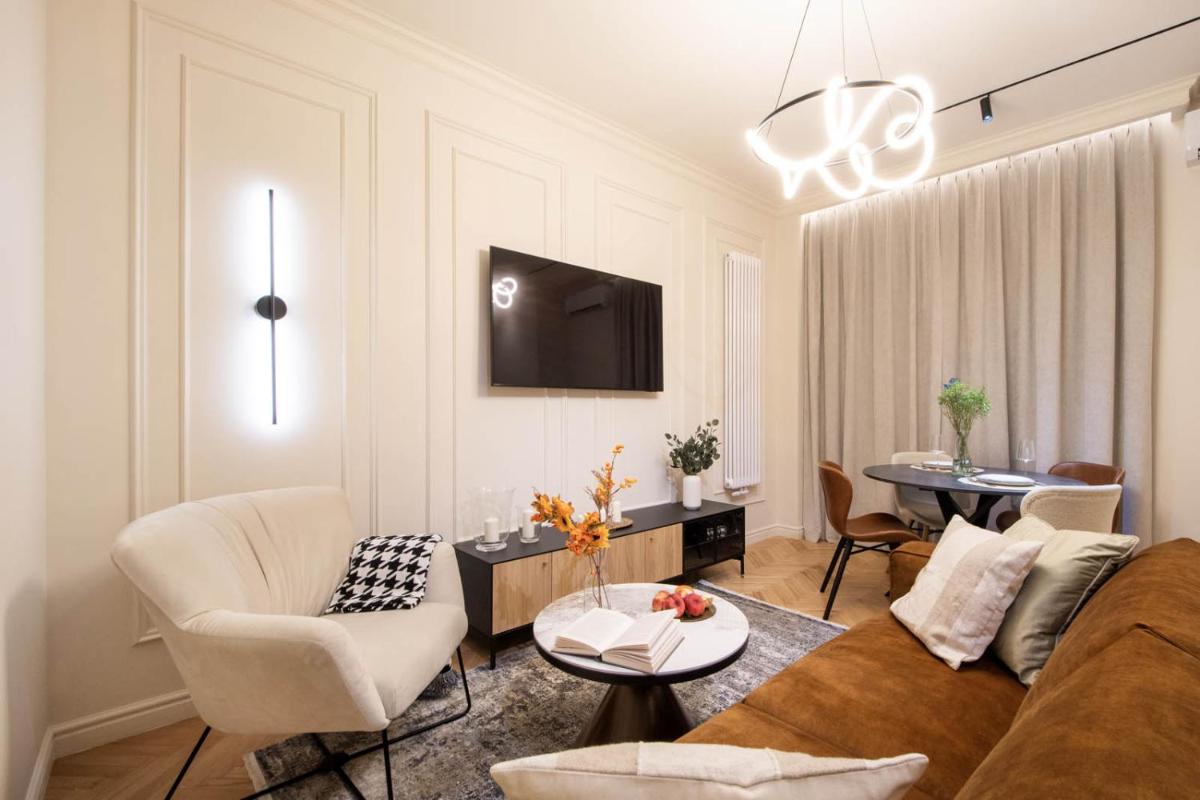 Image 4 of Stunning 2bed with terrace and parking