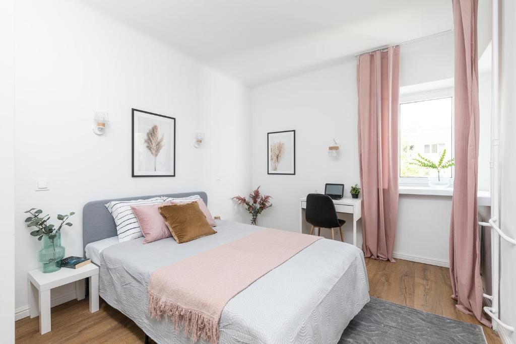 Image of SuperApart Nowolipki 23, Unwind in Urban Chic Apartament