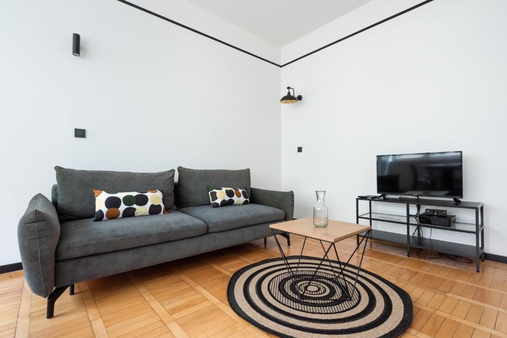 Image of Uniwersytet Warszawski Modern Apartment