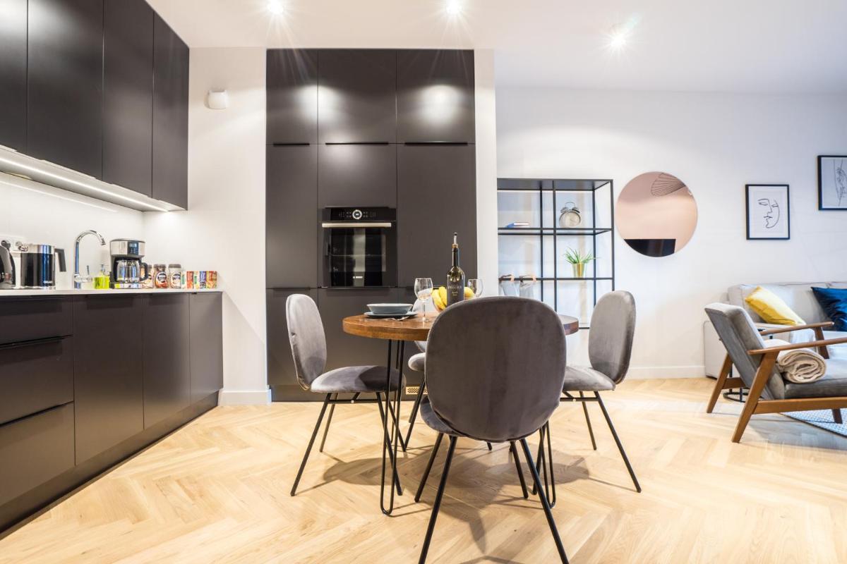Image 5 of VipWarsawApartments Onyx Mennica Residence