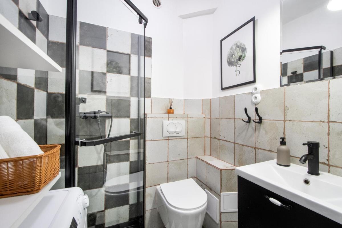 Image 2 of Warsaw City Center Apartment