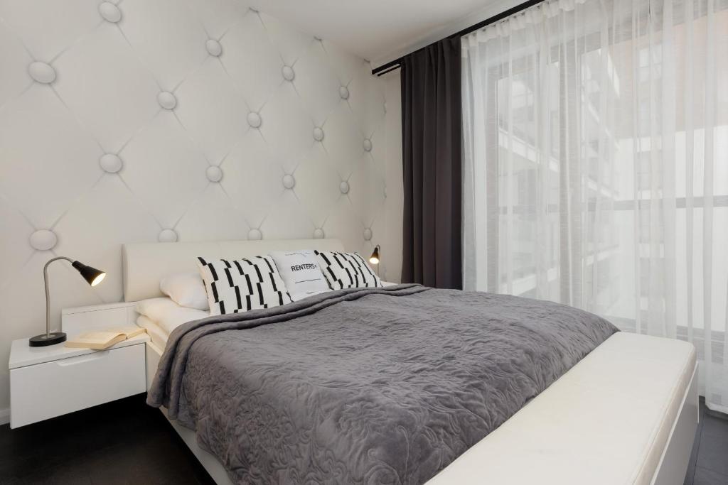 Image of Warsaw City Center Apartment Grzybowska 85 with Parking by Noclegi Renters