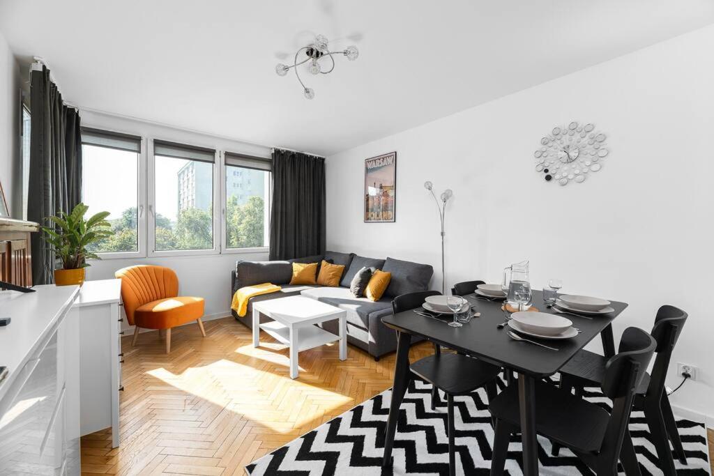 Image of Warsaw Concierge Srebrna