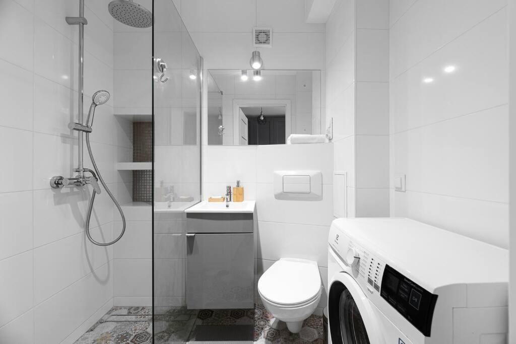 Image 2 of Warsaw Concierge Srebrna