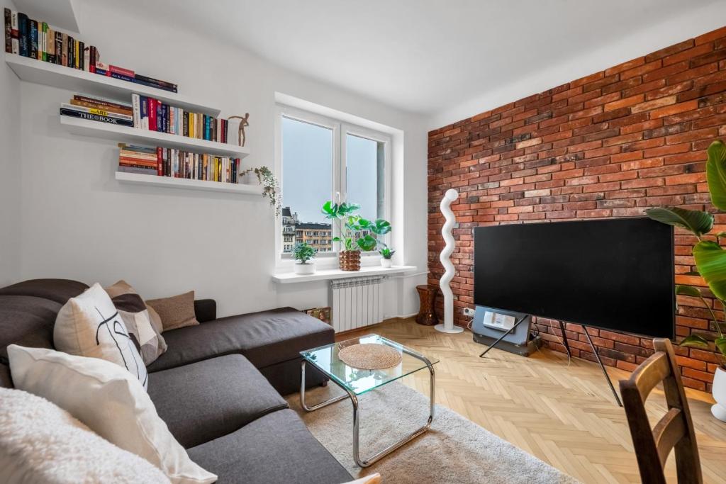 Image of Warsaw Downtown Apartment – 50m2, Top Location – by Rentujemy