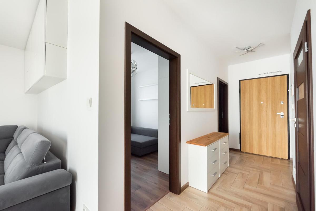 Image 6 of Wilanów 2-Bedroom Apartment